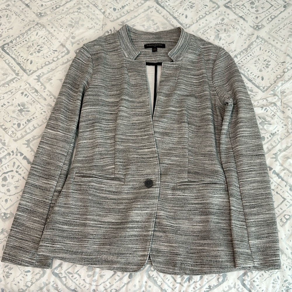 Banana Republic Women’s Blazer